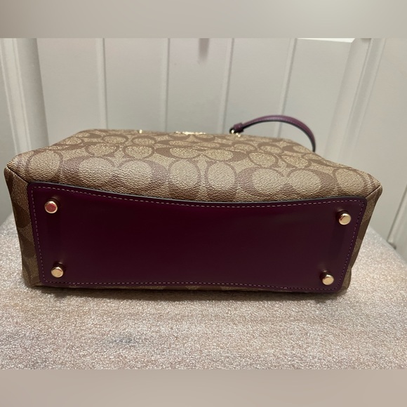 NWT Coach Minnie carryall - Picture 7 of 14